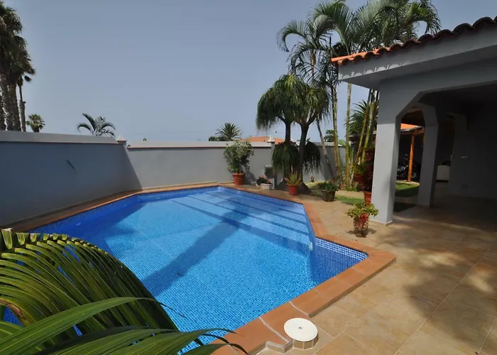 Luxusvilla Puerto De La Cruz וילה
